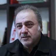 فرهاد قائمیان