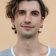 کِی سی وُلف