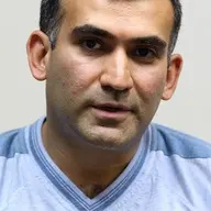 آرش معیریان