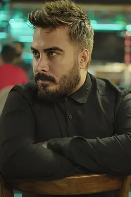 میلاد حسینی