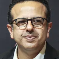 سامان مقدّم