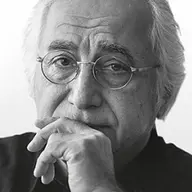 شمس لنگرودی
