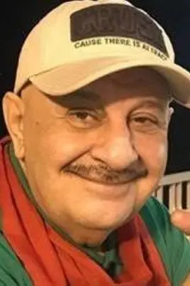 غلام‌حسین لطفی