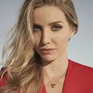آنابل والیس