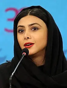 آزاده صمدی
