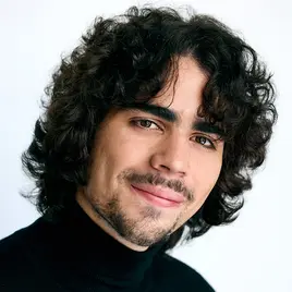 سایروس آرنولد