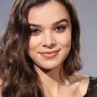 هیلی استاینفلد