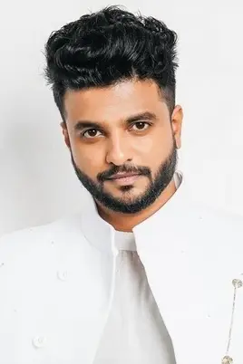 نیراج ماداو