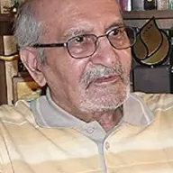 شاپور قریب