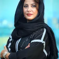 طناز طباطبایی