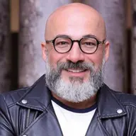 امیر آقایی