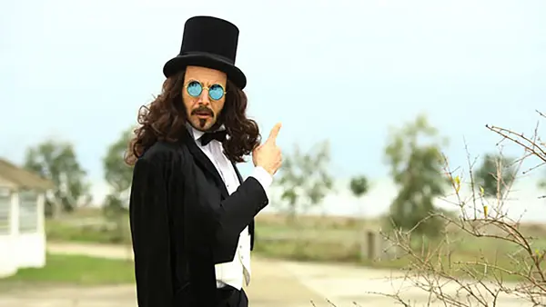 آدم باش