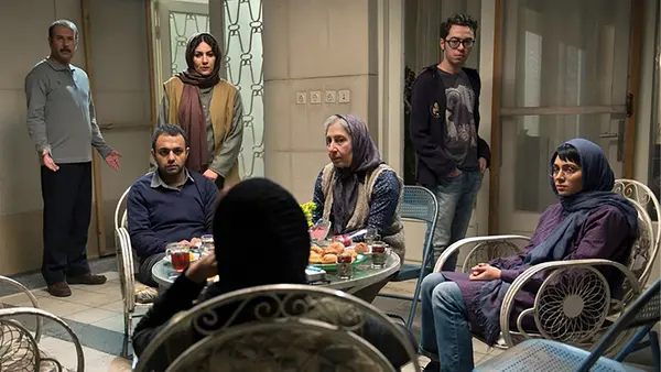 نزدیک تر