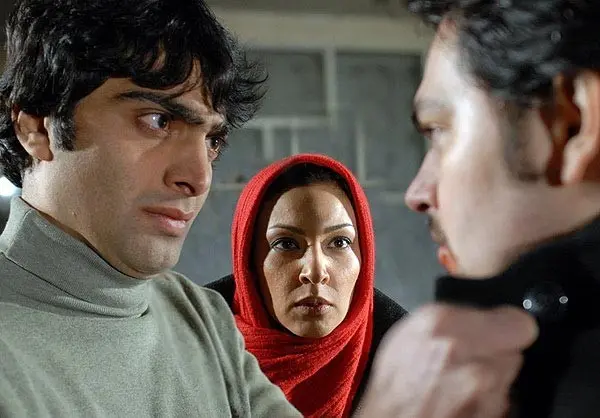 سه نفر روی خط